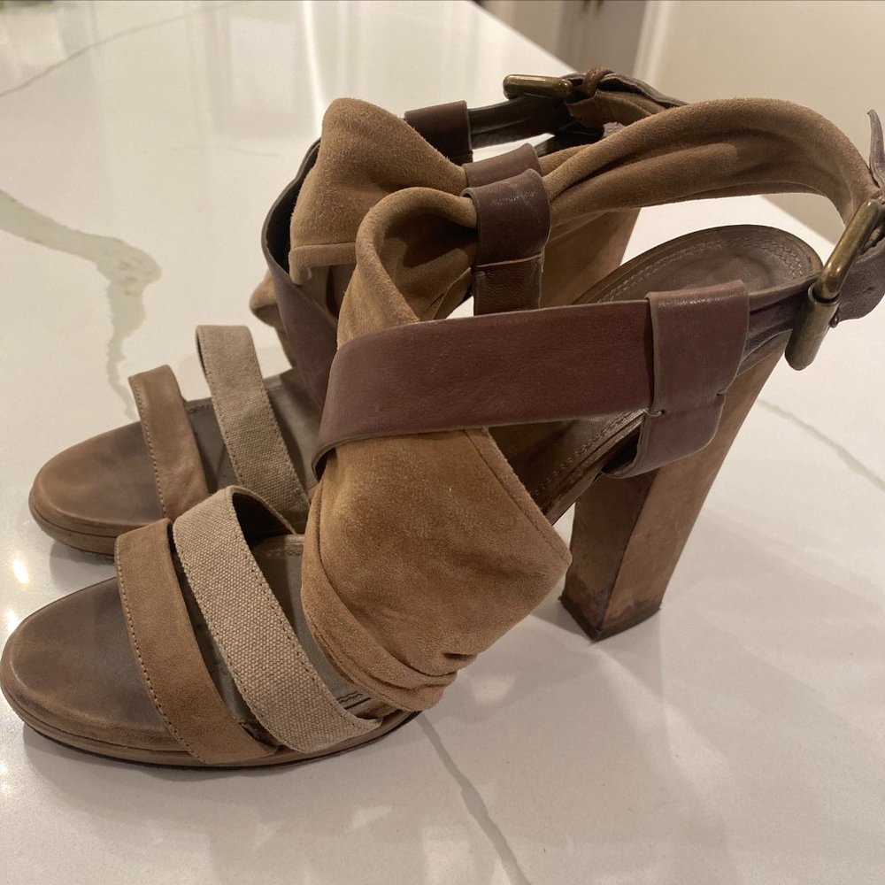Brunello Cucinelli Beige Suede Leather Sandals 38.5